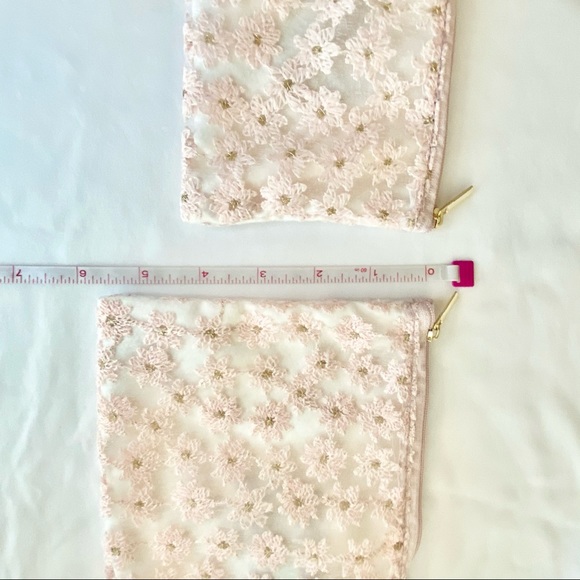 Pink Mask, Floral Chain & White/Pink Floral Pouch